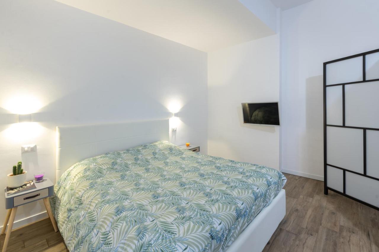 Ruote Apt - Dolcevita Holiday Apartment Firenze Bagian luar foto